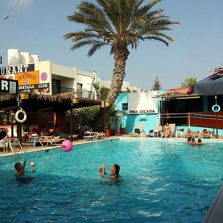 Kkaras Hotel 3 Star Ayia Napa Esterno foto