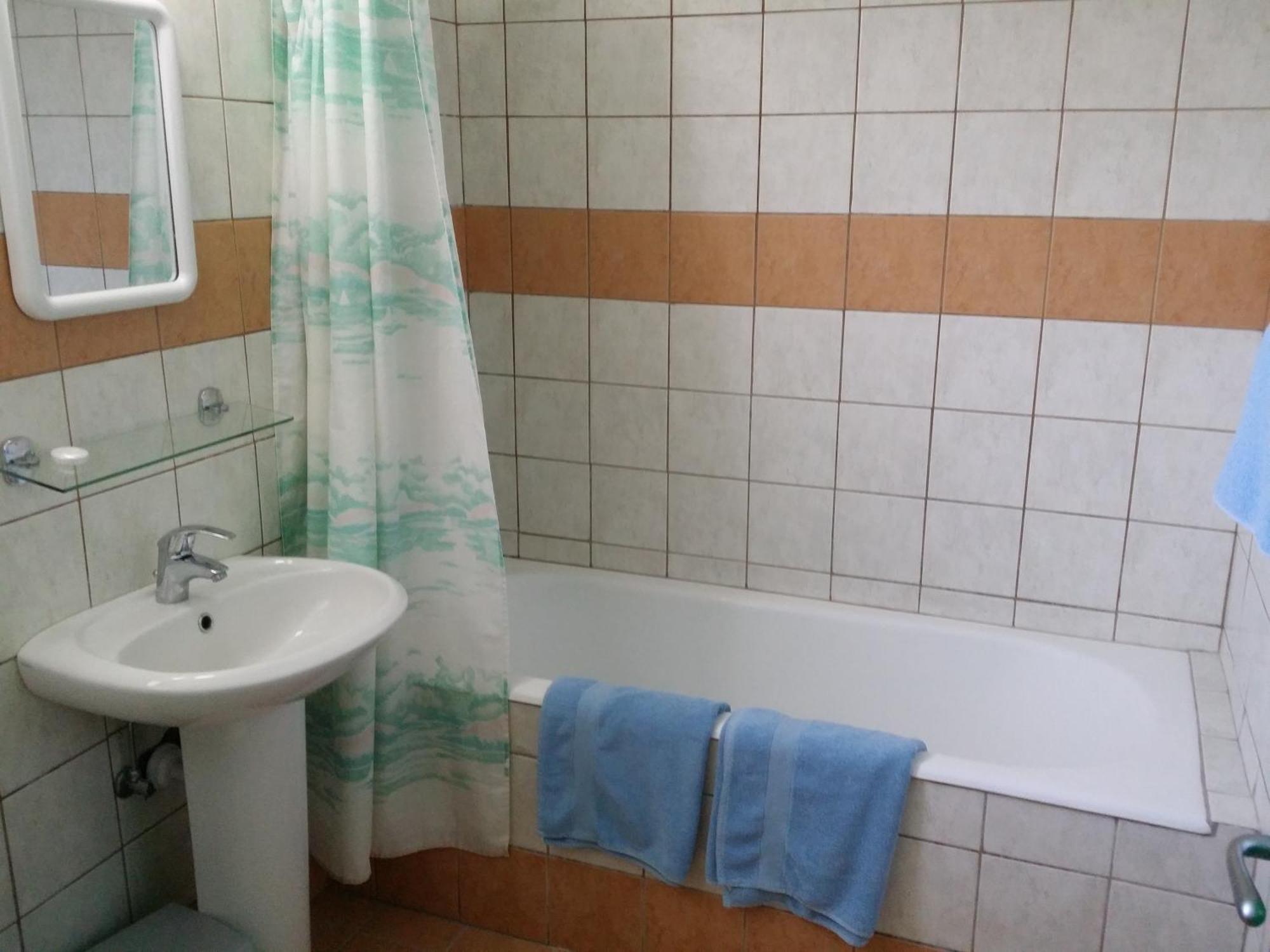 Kkaras Hotel 3 Star Ayia Napa Esterno foto
