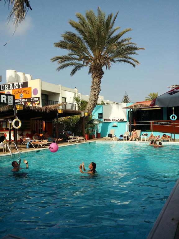 Kkaras Hotel 3 Star Ayia Napa Esterno foto