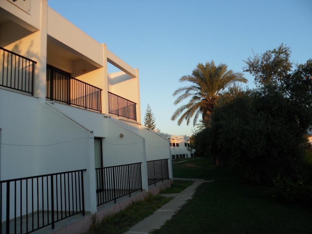 Kkaras Hotel 3 Star Ayia Napa Esterno foto