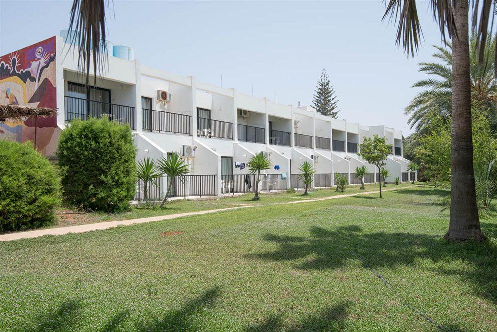 Kkaras Hotel 3 Star Ayia Napa Esterno foto