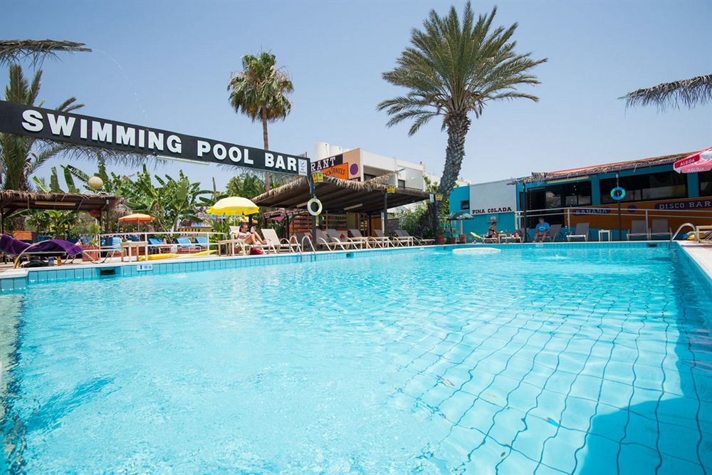 Kkaras Hotel 3 Star Ayia Napa Esterno foto