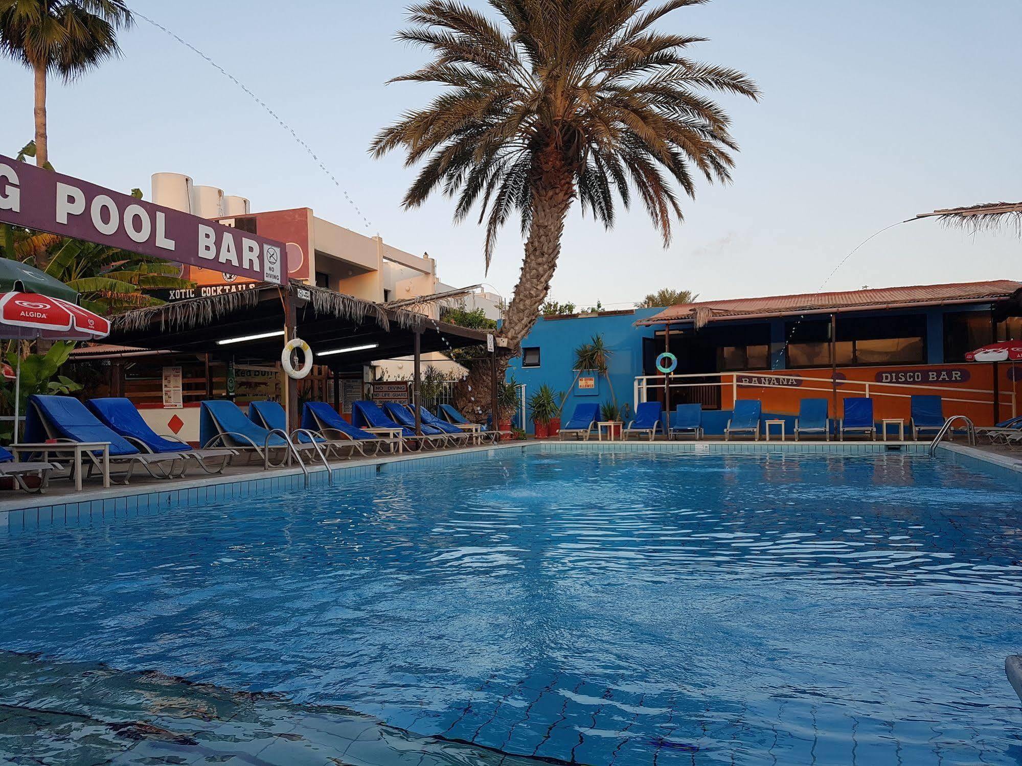Kkaras Hotel 3 Star Ayia Napa Esterno foto