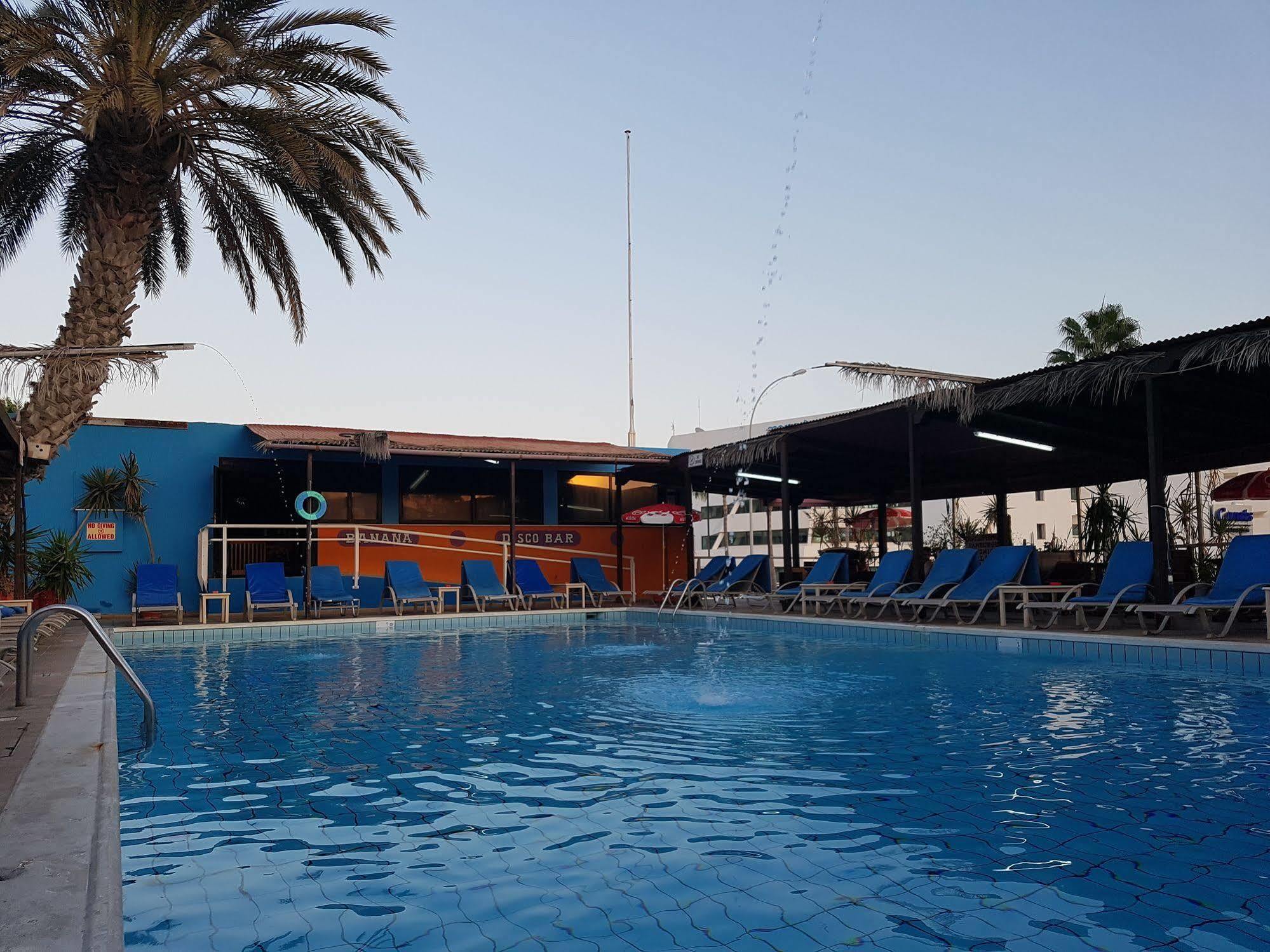 Kkaras Hotel 3 Star Ayia Napa Esterno foto