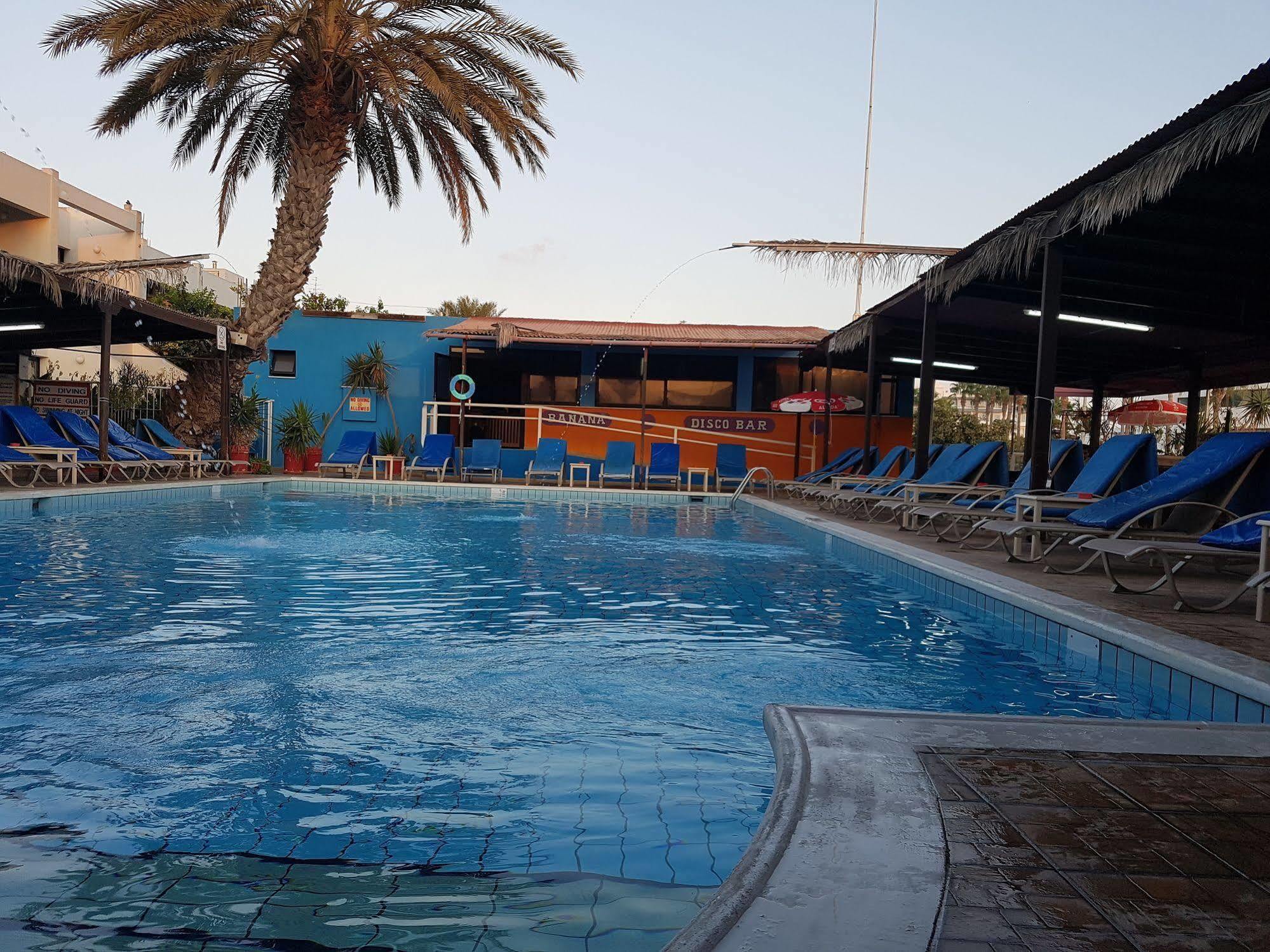 Kkaras Hotel 3 Star Ayia Napa Esterno foto