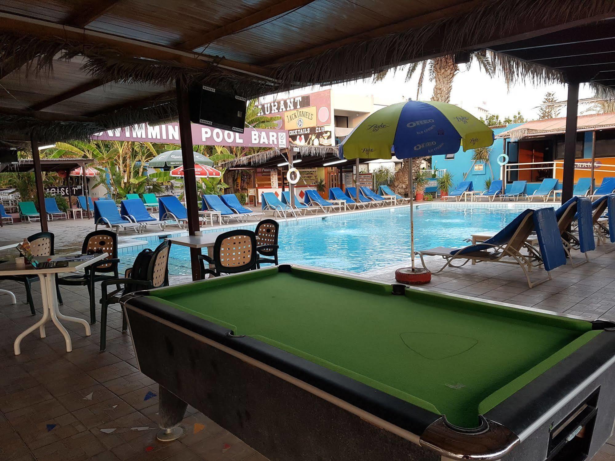 Kkaras Hotel 3 Star Ayia Napa Esterno foto