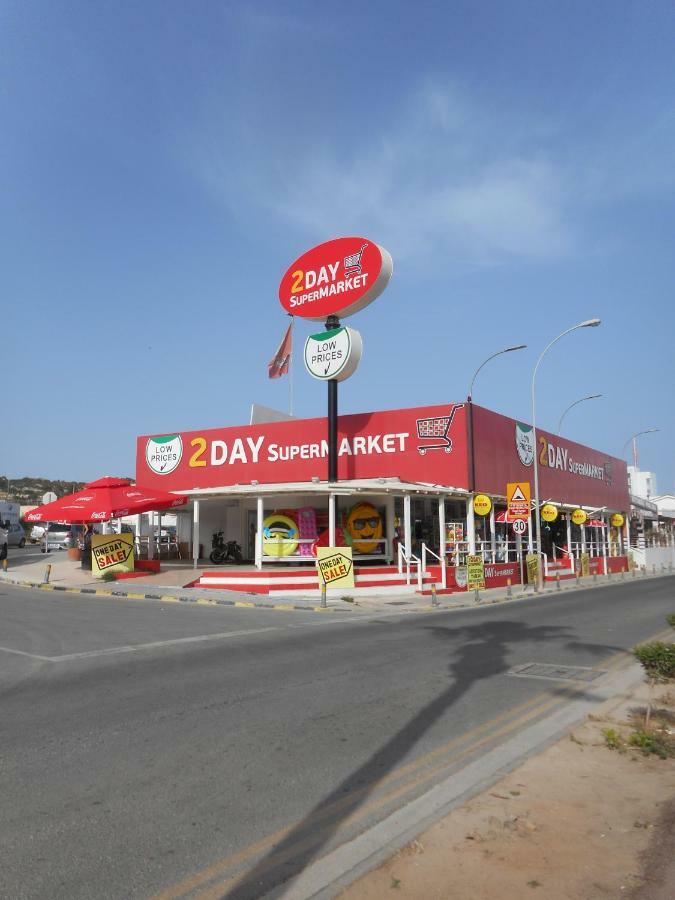 Kkaras Hotel 3 Star Ayia Napa Esterno foto